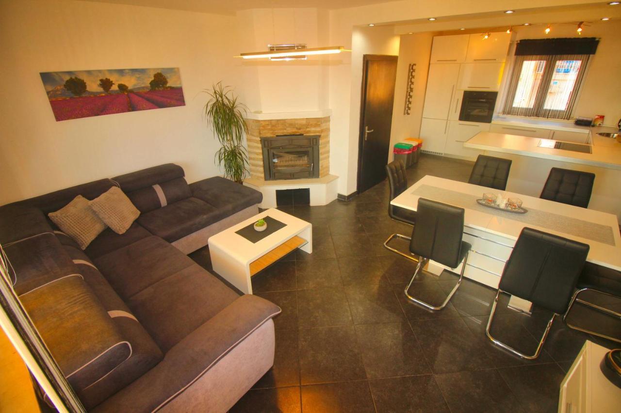 Apartment Martina Crikvenica Exterior photo